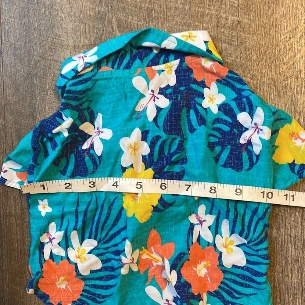 Top Paw Rayon Teal Floral Hawaiian Shirt size M dog
